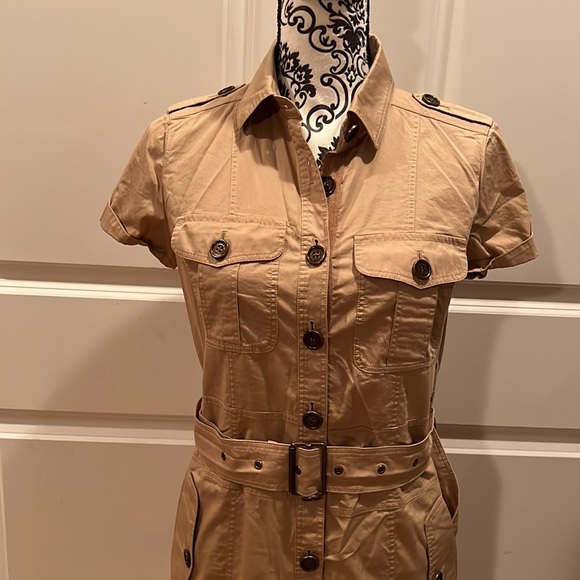 Burberry dress - Picture 2 of 12